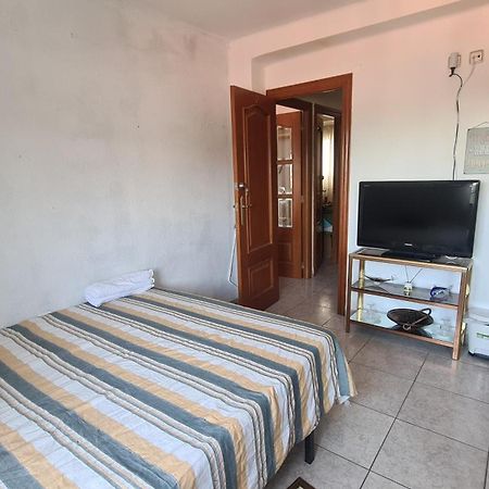 Rooms On Malvarrosa Beach Валенсия Номер фото