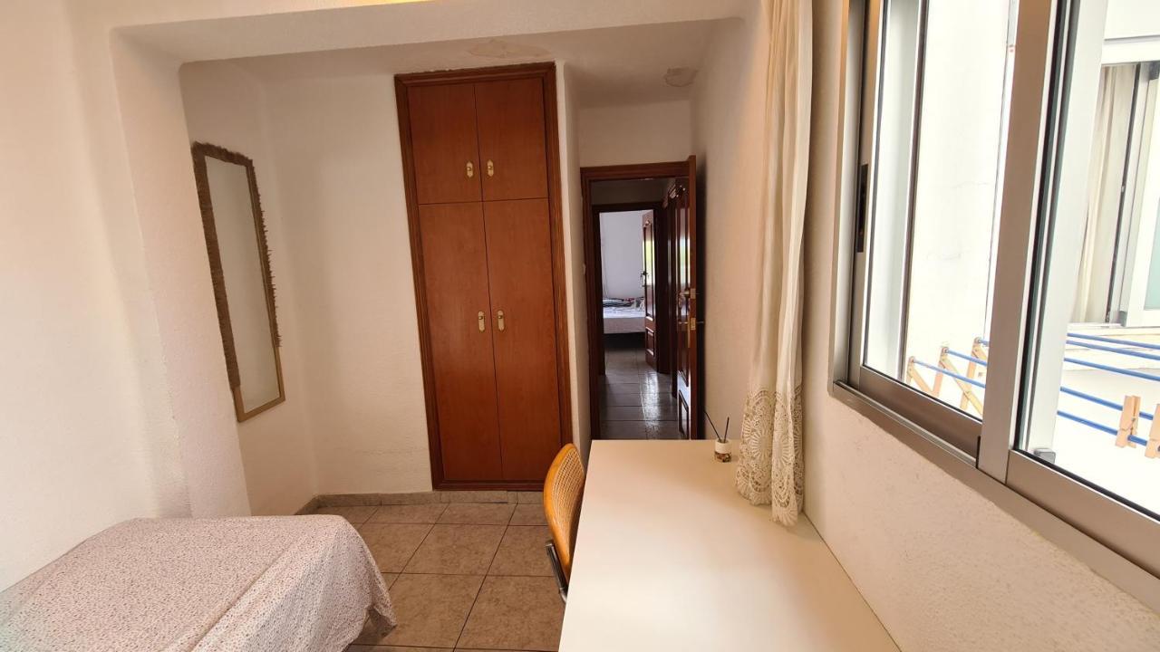 Rooms On Malvarrosa Beach Валенсия Экстерьер фото