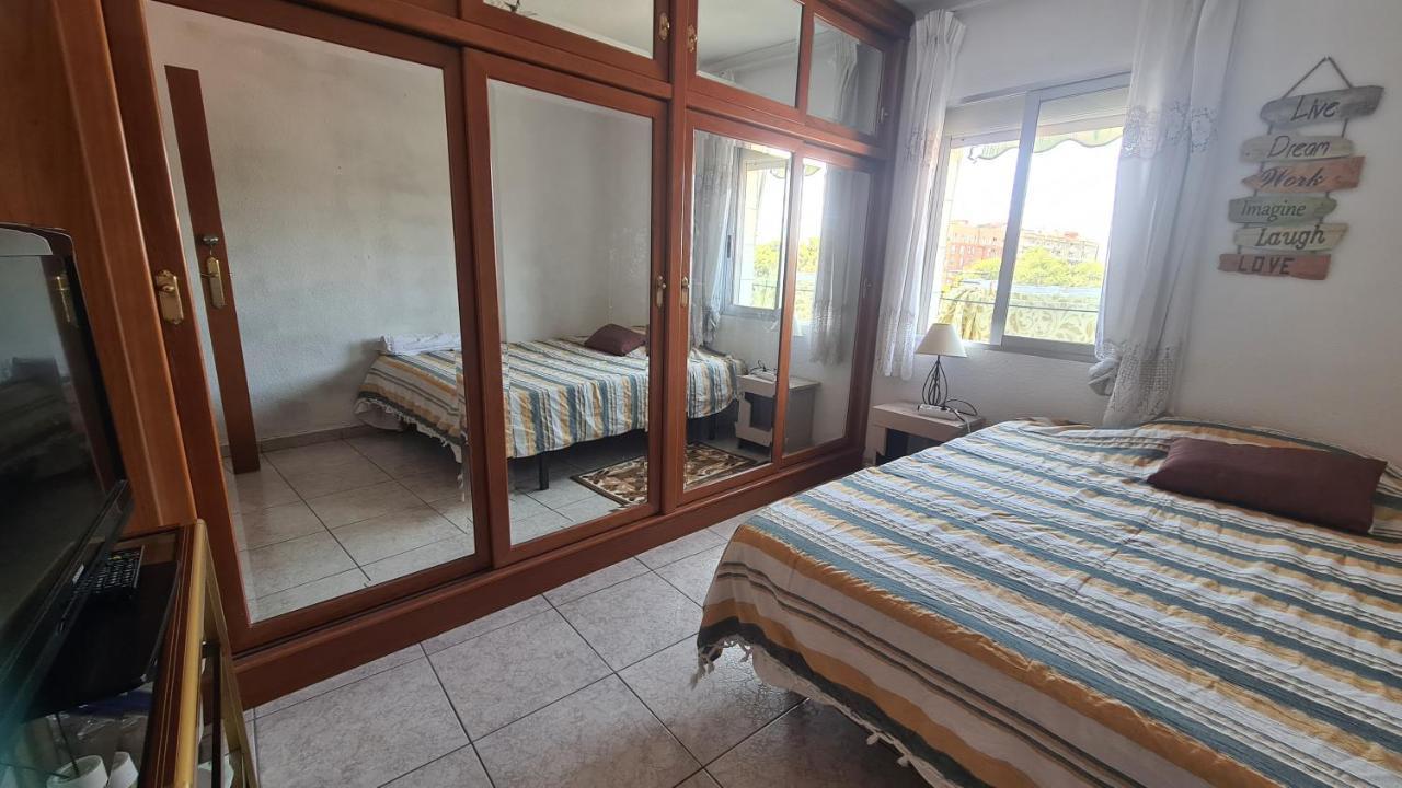 Rooms On Malvarrosa Beach Валенсия Экстерьер фото